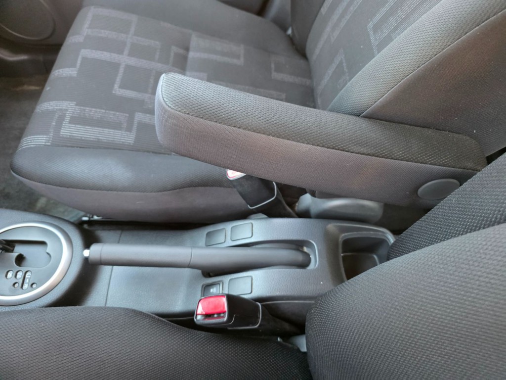 2012 Suzuki SX4 Image 25