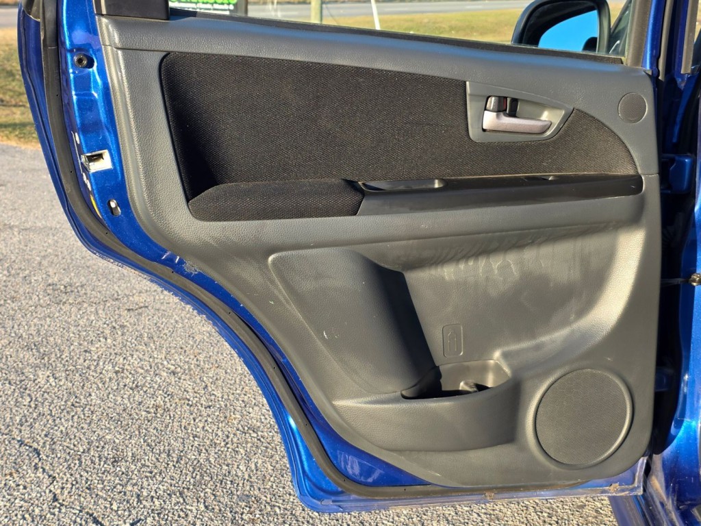 2012 Suzuki SX4 Image 35