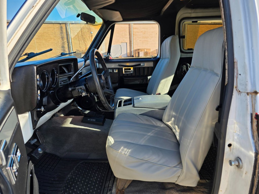 1984 Chevrolet Blazer Image 15
