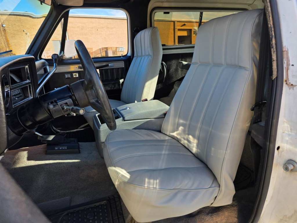 1984 Chevrolet Blazer Image 28