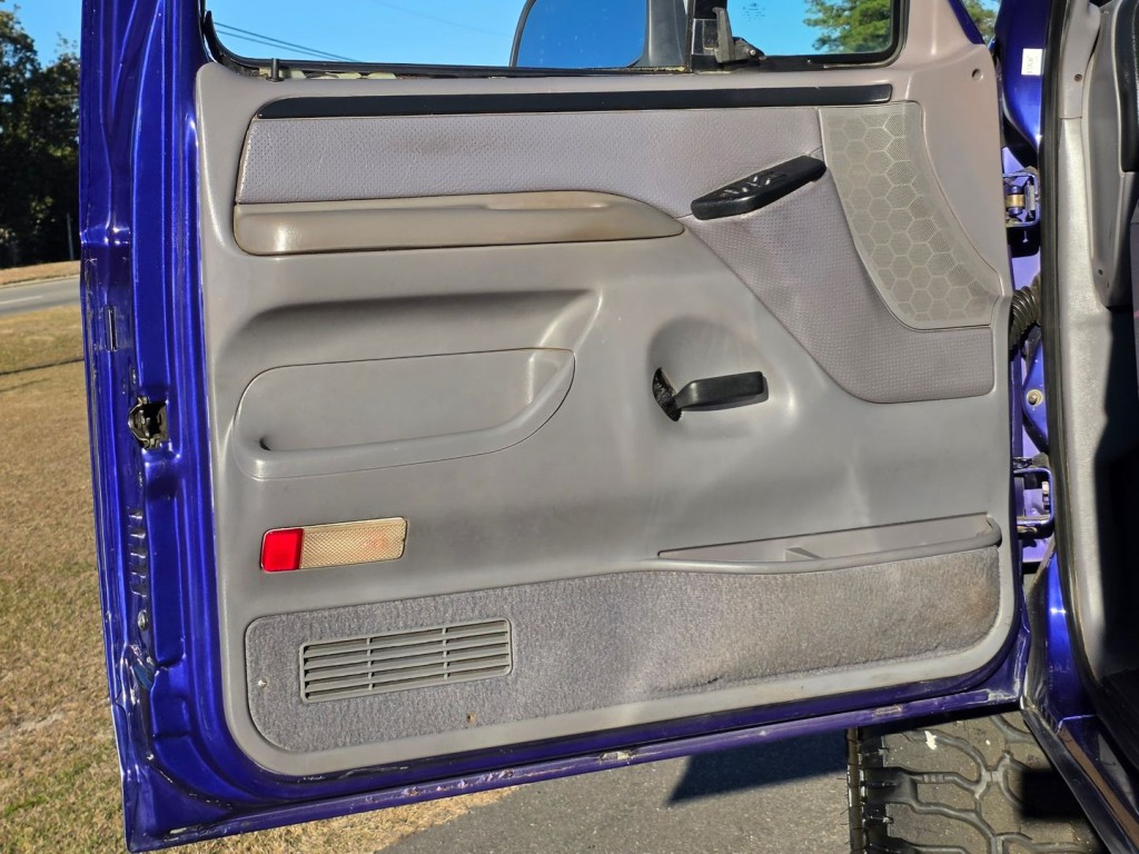 1995 Ford F-150 Image 31