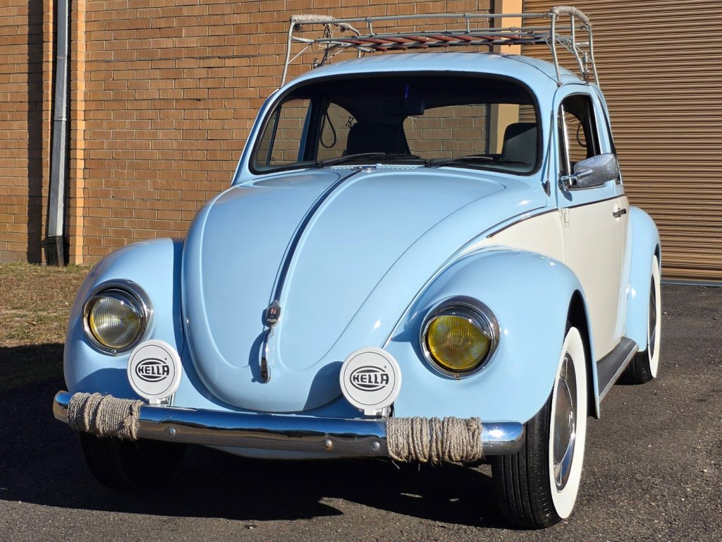 1986 Volkswagen Beetle Image 2