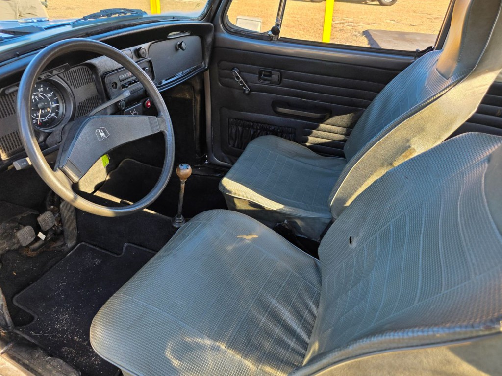 1986 Volkswagen Beetle Image 16