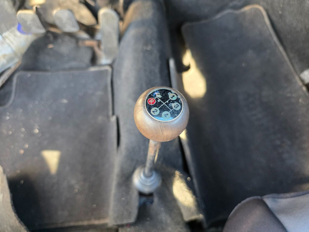 1986 Volkswagen Beetle Image 23