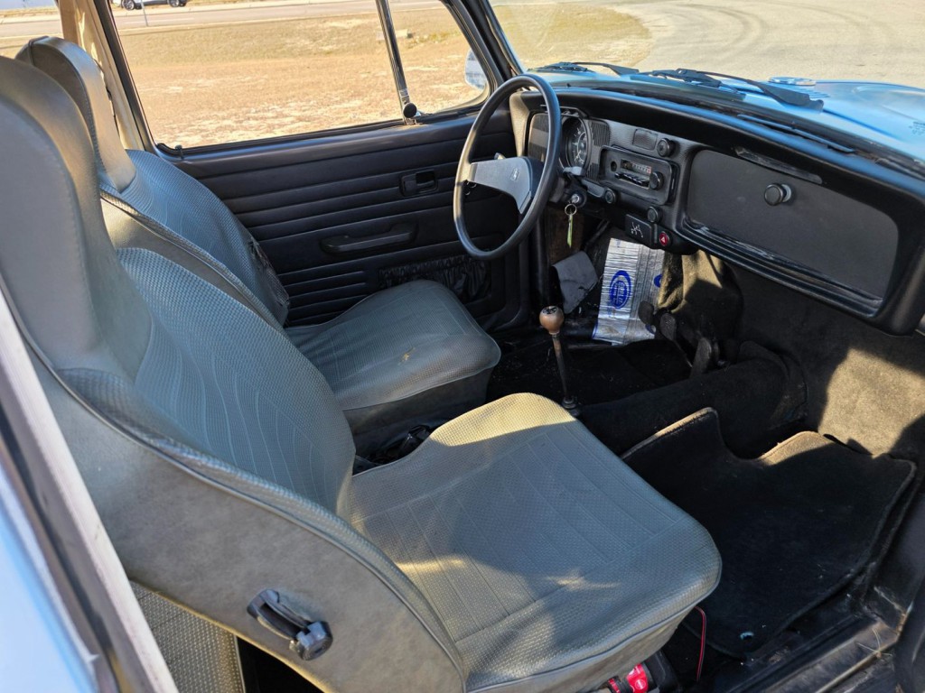 1986 Volkswagen Beetle Image 31