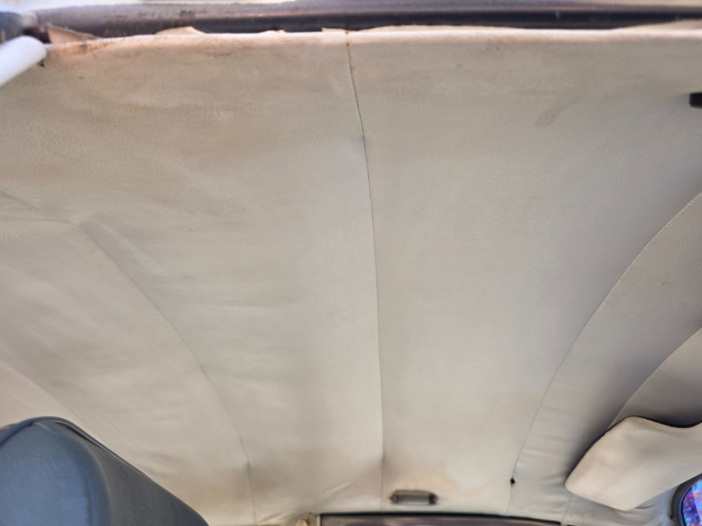 1986 Volkswagen Beetle Image 36