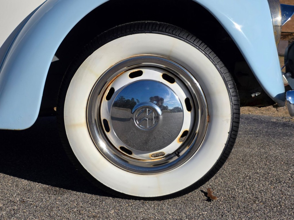 1986 Volkswagen Beetle Image 52