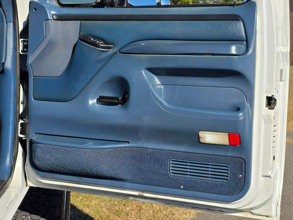 1996 Ford F-150 Image 37