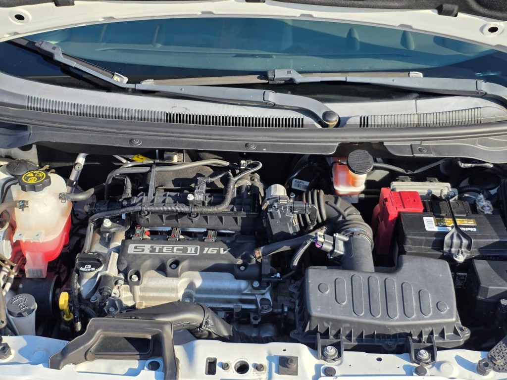 2013 Chevrolet Spark Image 38