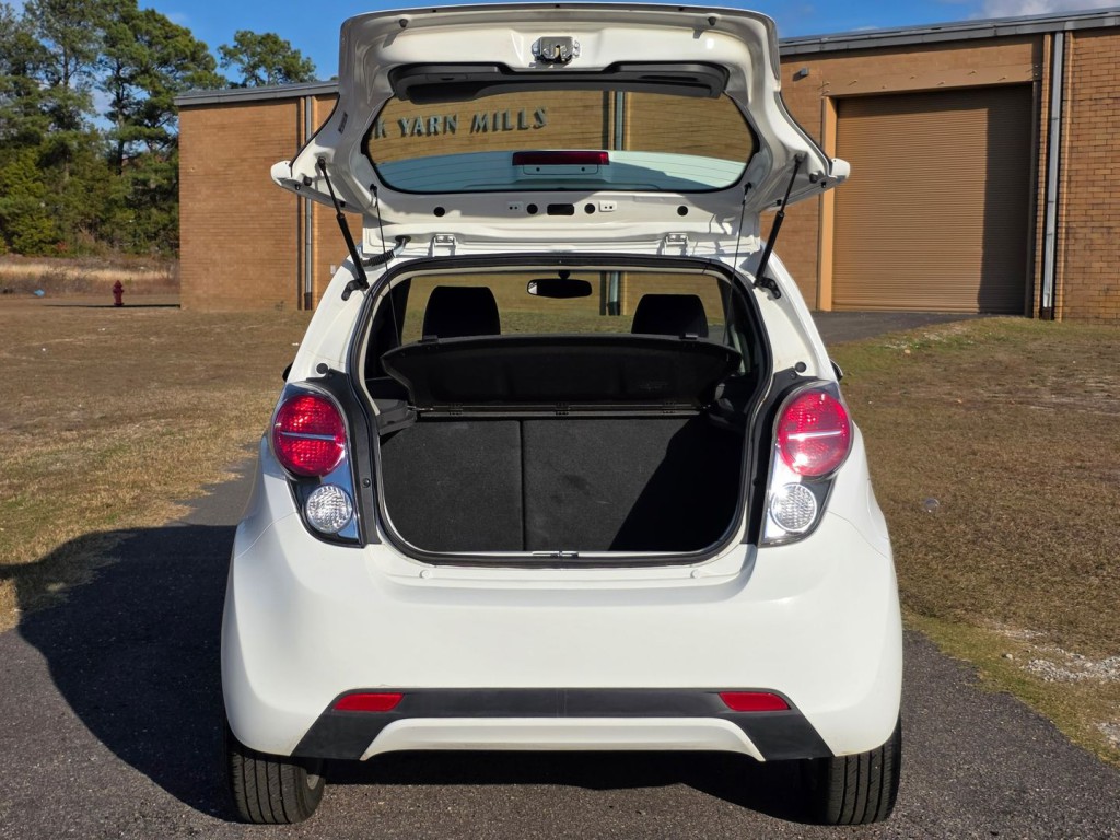 2013 Chevrolet Spark Image 41