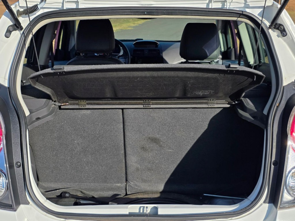 2013 Chevrolet Spark Image 43