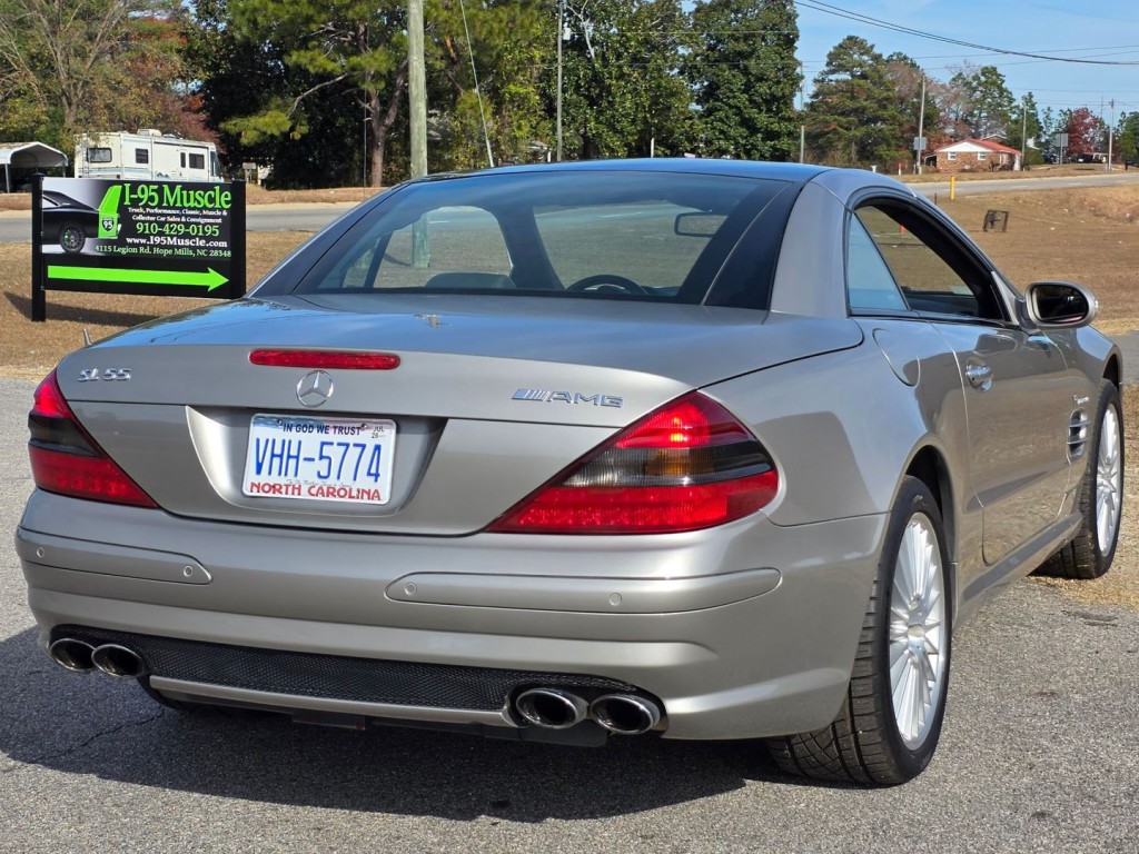 2003 Mercedes-Benz SL-Class Image 8