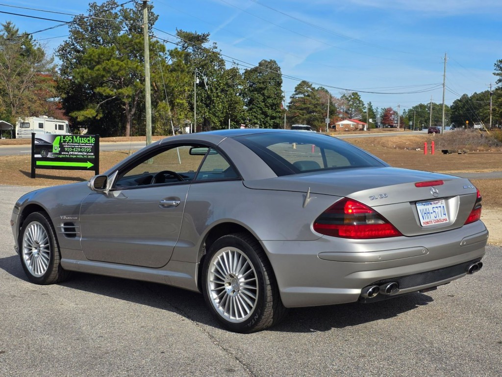 2003 Mercedes-Benz SL-Class Image 11