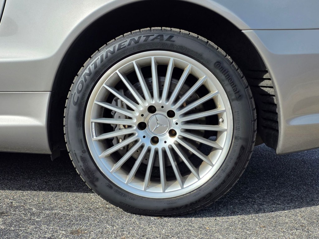 2003 Mercedes-Benz SL-Class Image 54