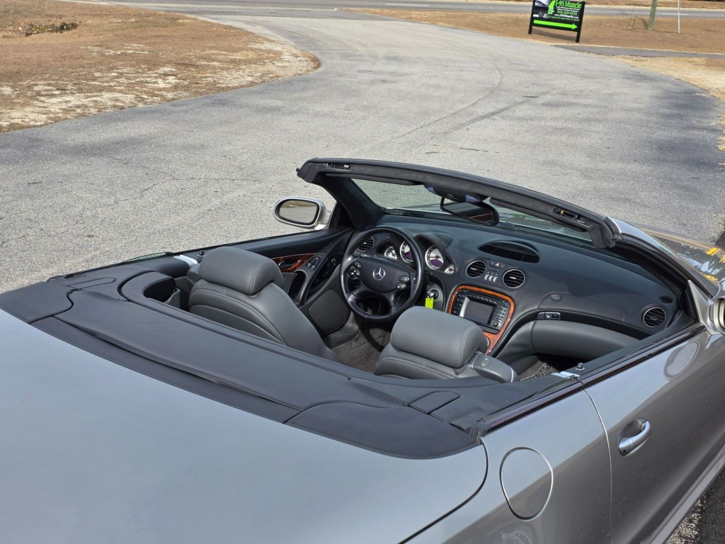 2003 Mercedes-Benz SL-Class Image 54