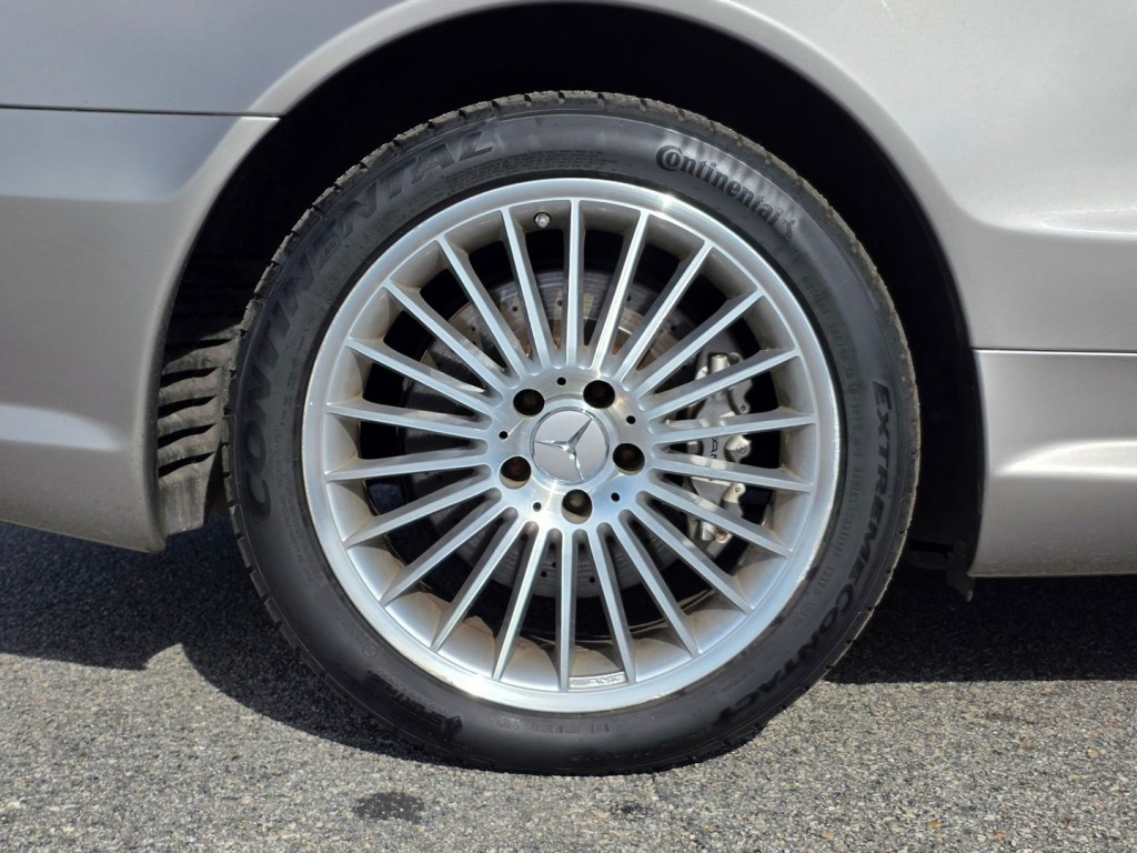 2003 Mercedes-Benz SL-Class Image 57
