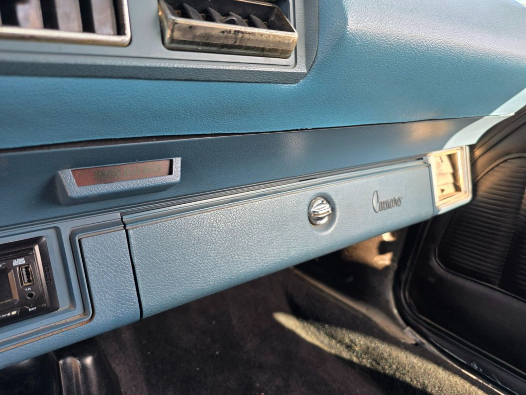 1977 Chevrolet Camaro Image 21
