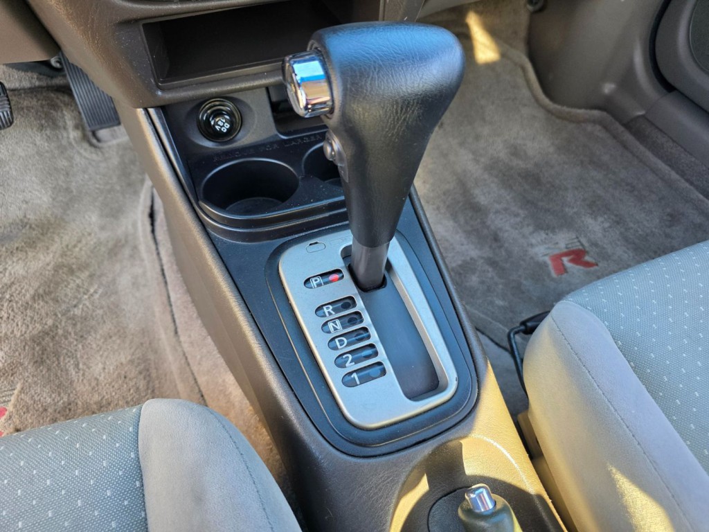 2002 Nissan Sentra Image 23