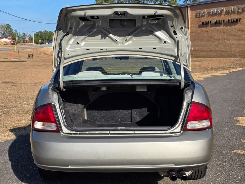 2002 Nissan Sentra Image 47