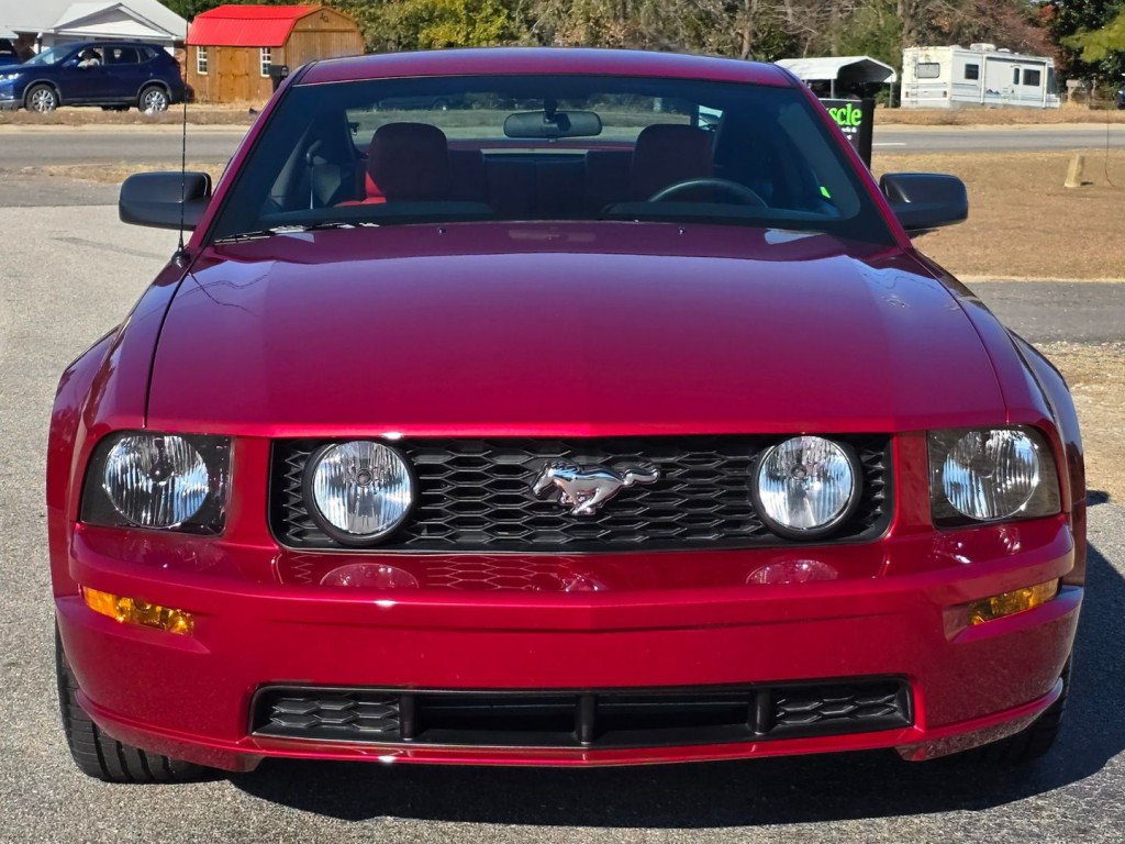 2006 Ford Mustang Image 3