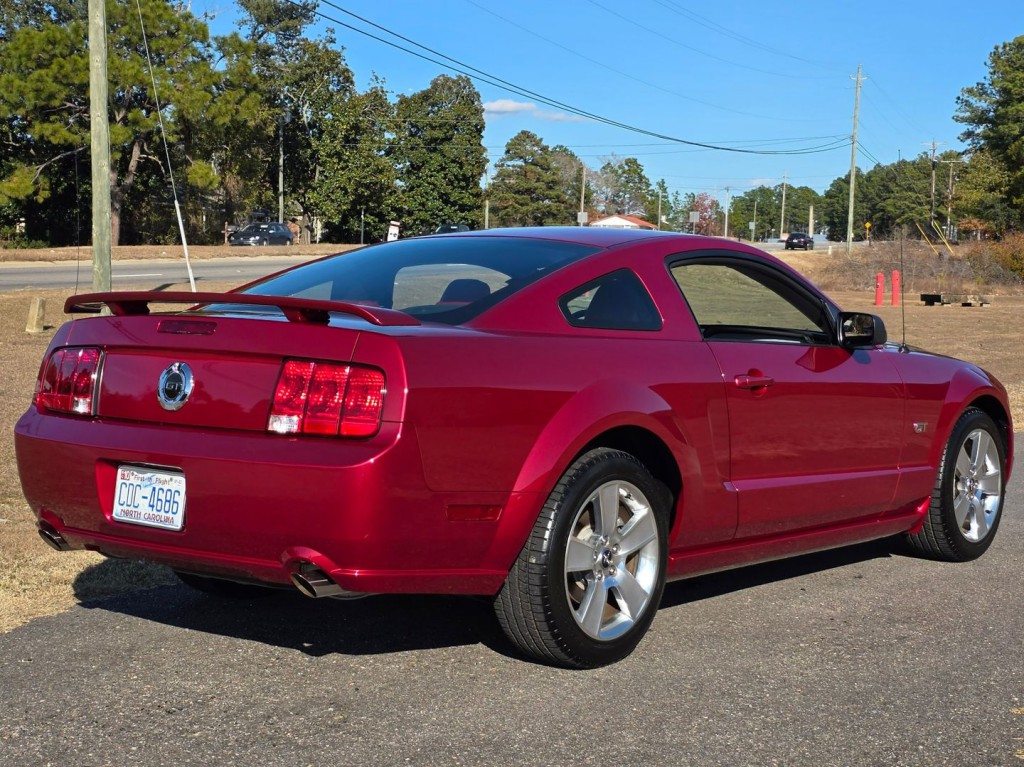 2006 Ford Mustang Image 7