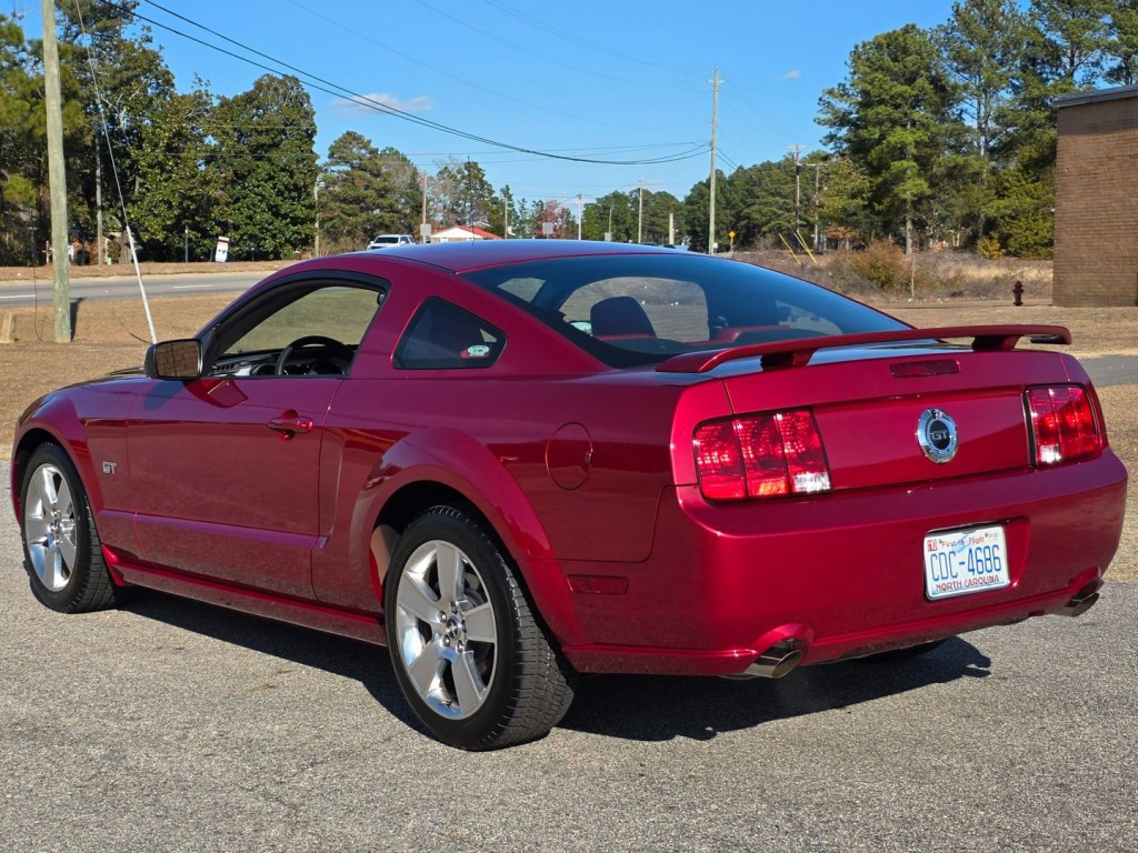 2006 Ford Mustang Image 11