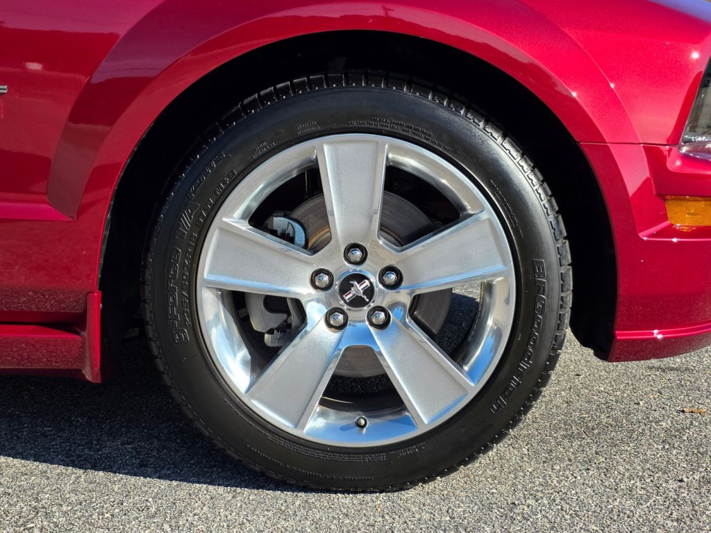 2006 Ford Mustang Image 54