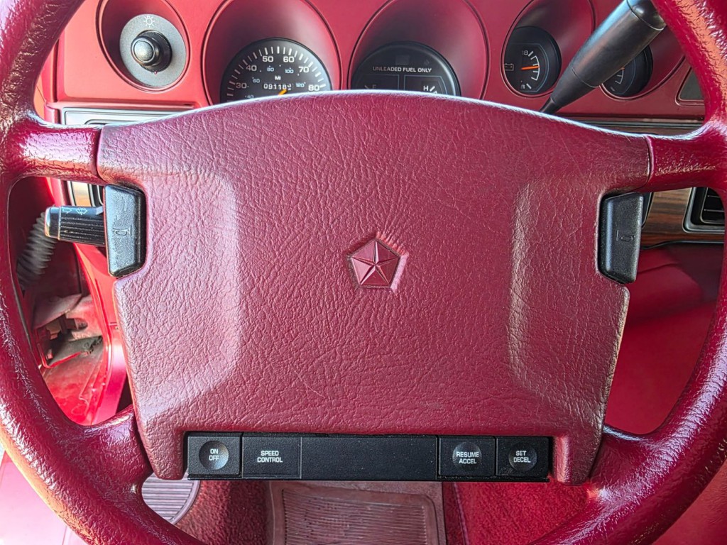 1994 Dodge Ram Van Image 18