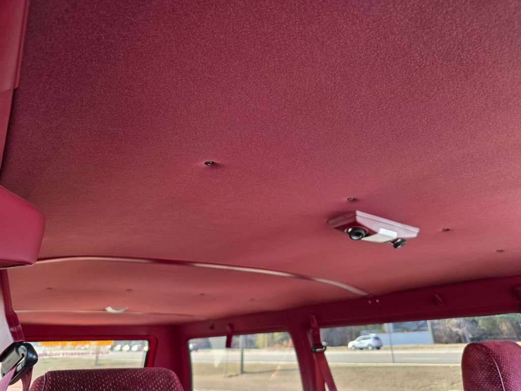 1994 Dodge Ram Van Image 38