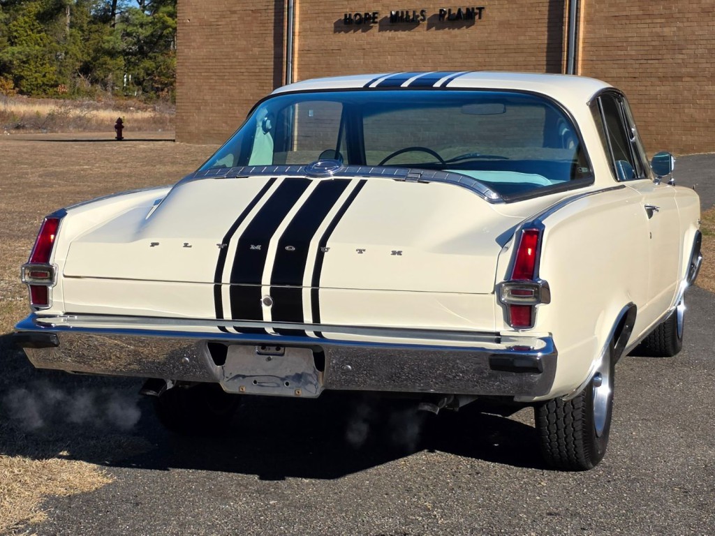 1966 Plymouth Barracuda Image 8