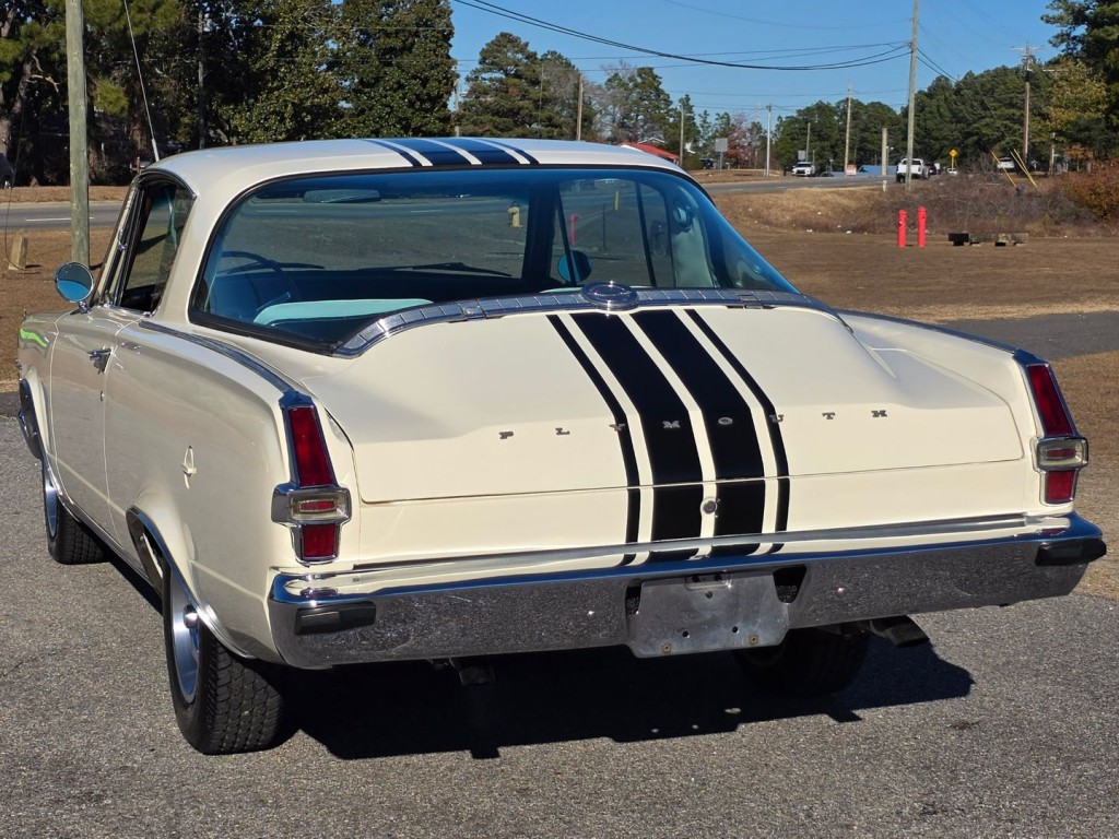 1966 Plymouth Barracuda Image 10