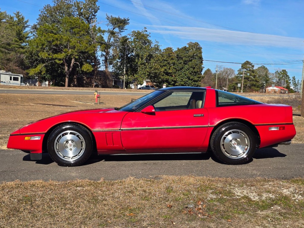 1986 Chevrolet Corvette Image 11