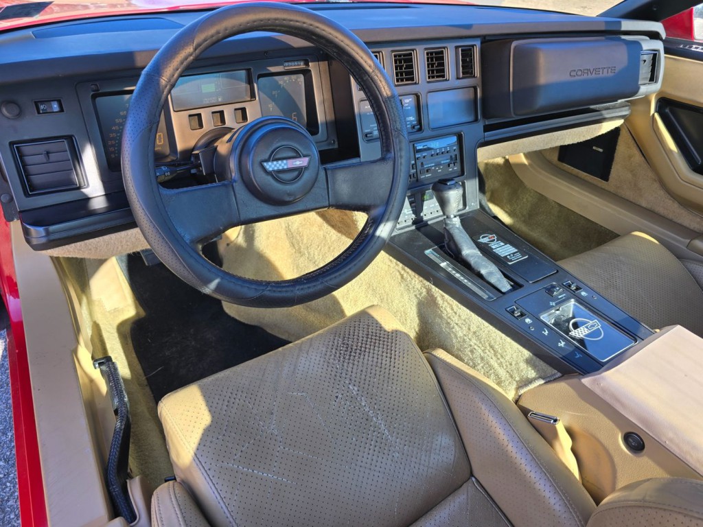 1986 Chevrolet Corvette Image 15