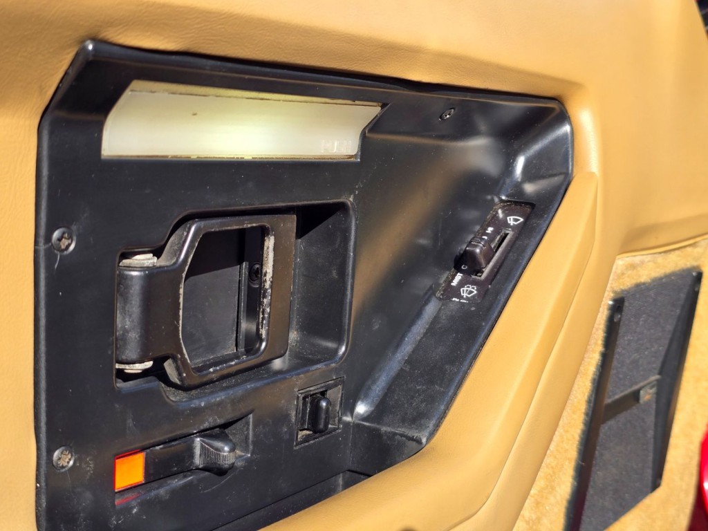 1986 Chevrolet Corvette Image 16