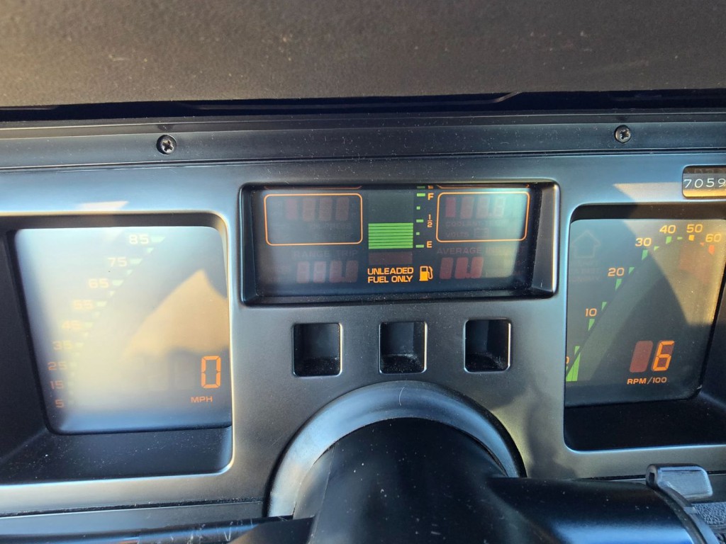 1986 Chevrolet Corvette Image 17