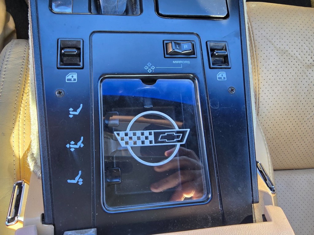 1986 Chevrolet Corvette Image 23