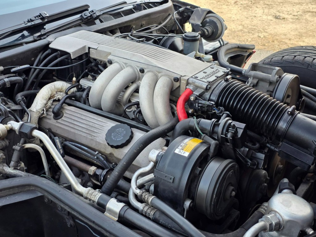 1986 Chevrolet Corvette Image 38