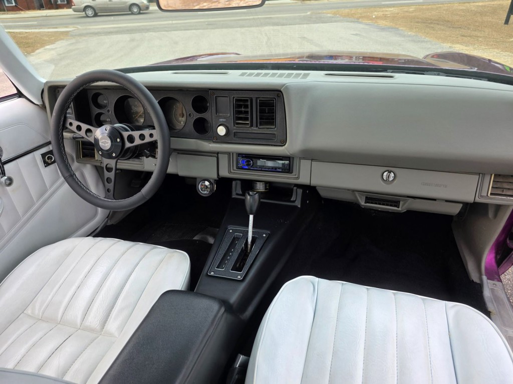 1980 Chevrolet Camaro Image 32