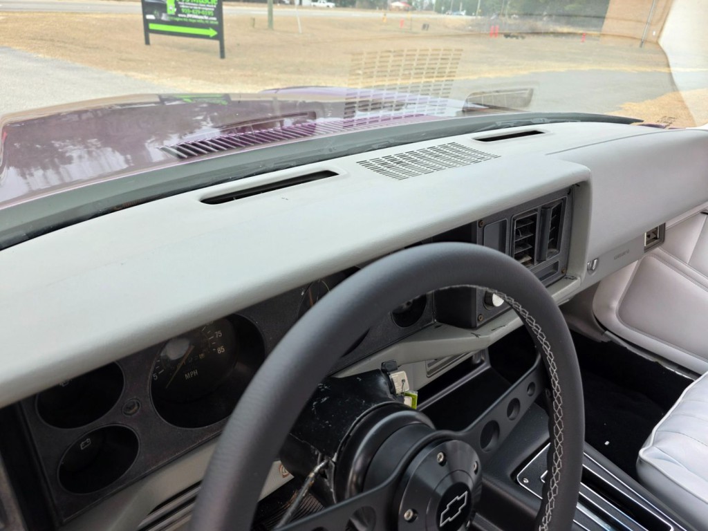 1980 Chevrolet Camaro Image 34