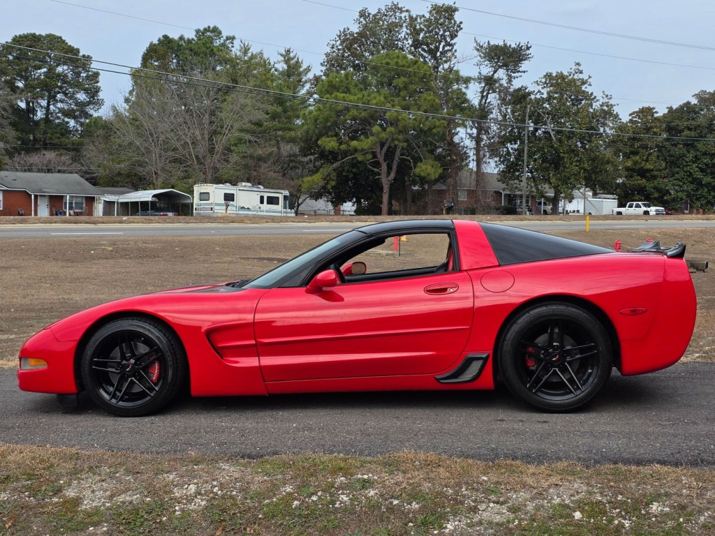 2000 Chevrolet Corvette Image 12