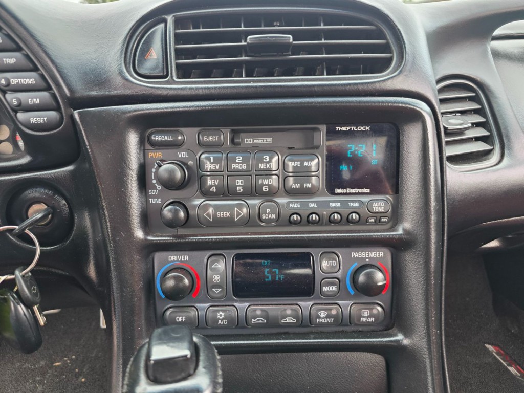 2000 Chevrolet Corvette Image 19