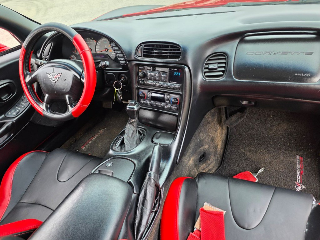 2000 Chevrolet Corvette Image 30