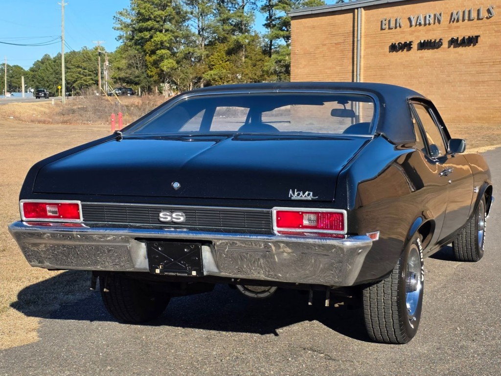 1972 Chevrolet Nova Image 8