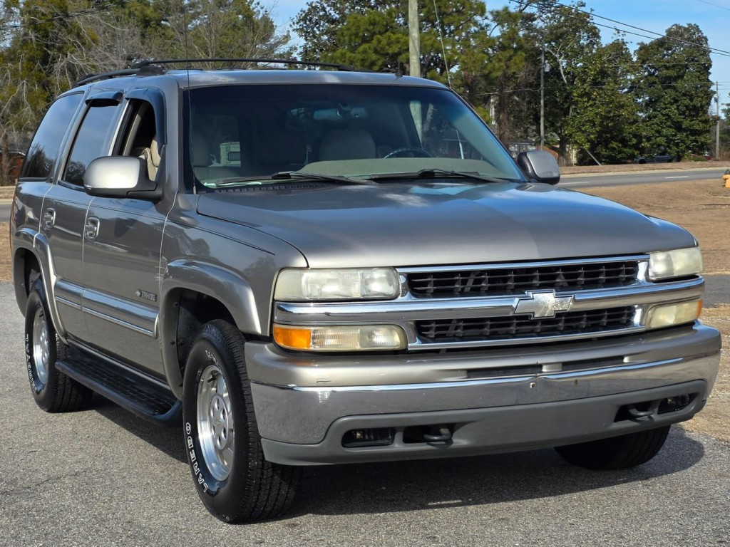 2002 Chevrolet Tahoe Image 4
