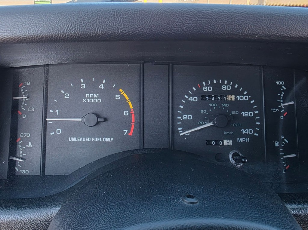 1990 Ford Mustang Image 20