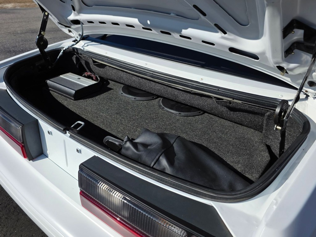 1990 Ford Mustang Image 45