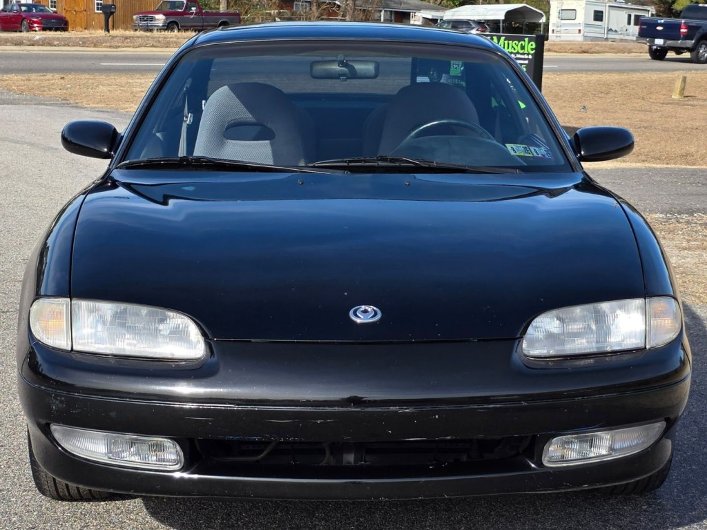1993 Mazda MX-6 Image 3