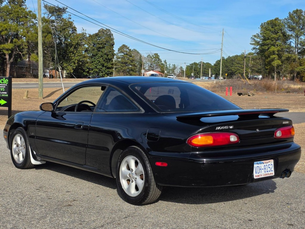 1993 Mazda MX-6 Image 11