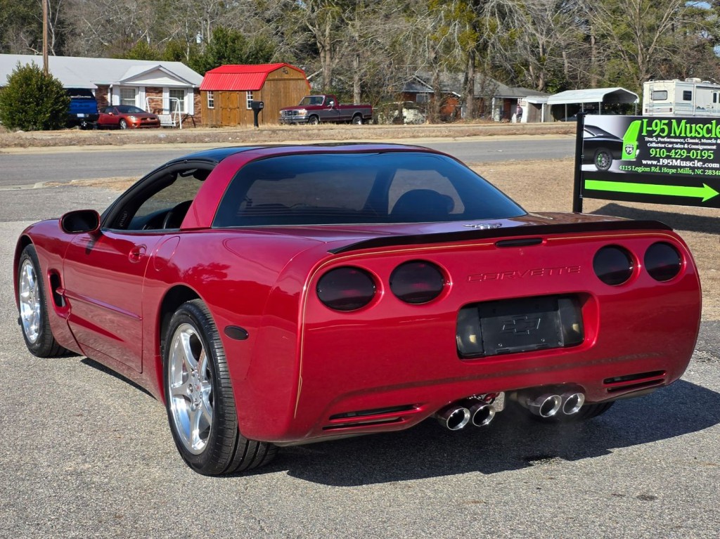 1998 Chevrolet Corvette Image 9
