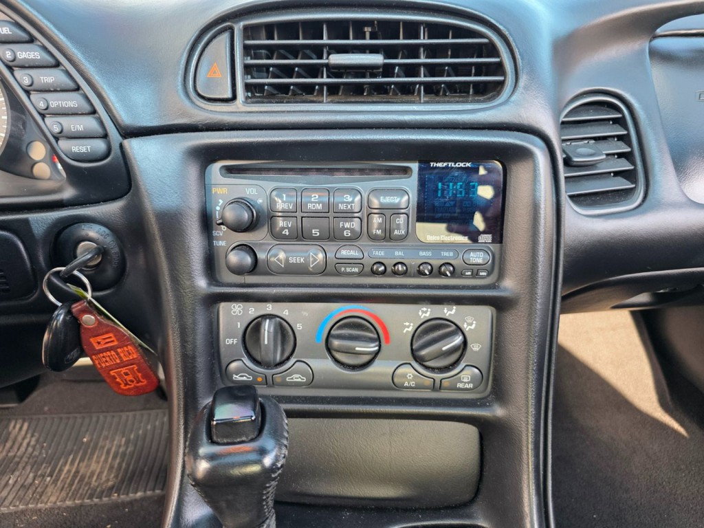 1998 Chevrolet Corvette Image 19